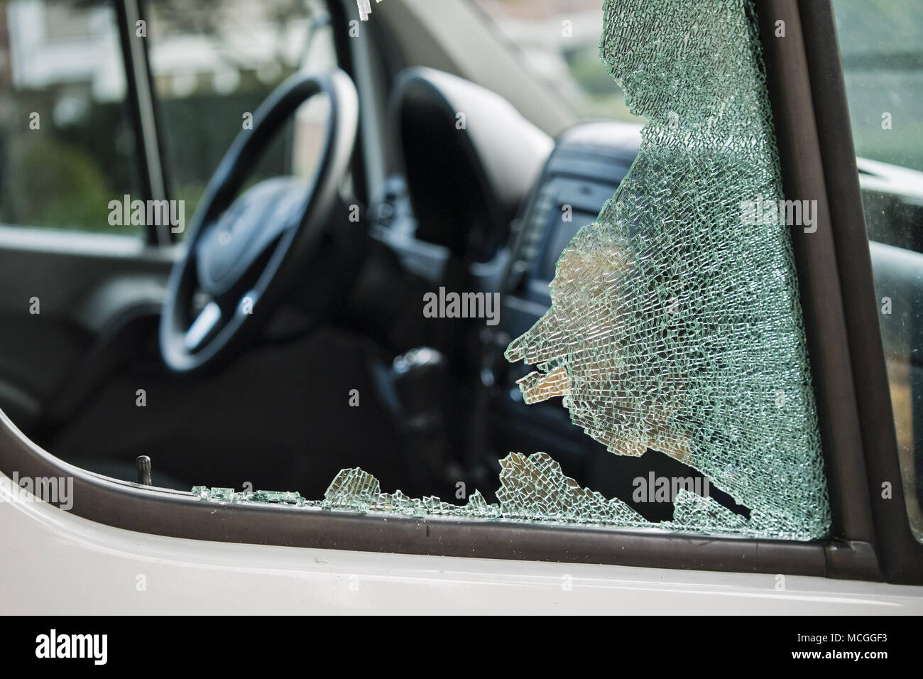 Vancouver, British Columbia, Canada. 30th Sep, 2017. A smashed van window: another ''smash and grab'' theft from a vehicle. Credit: Bayne Stanley/ZUMA Wire/Alamy Live News Stock Photo