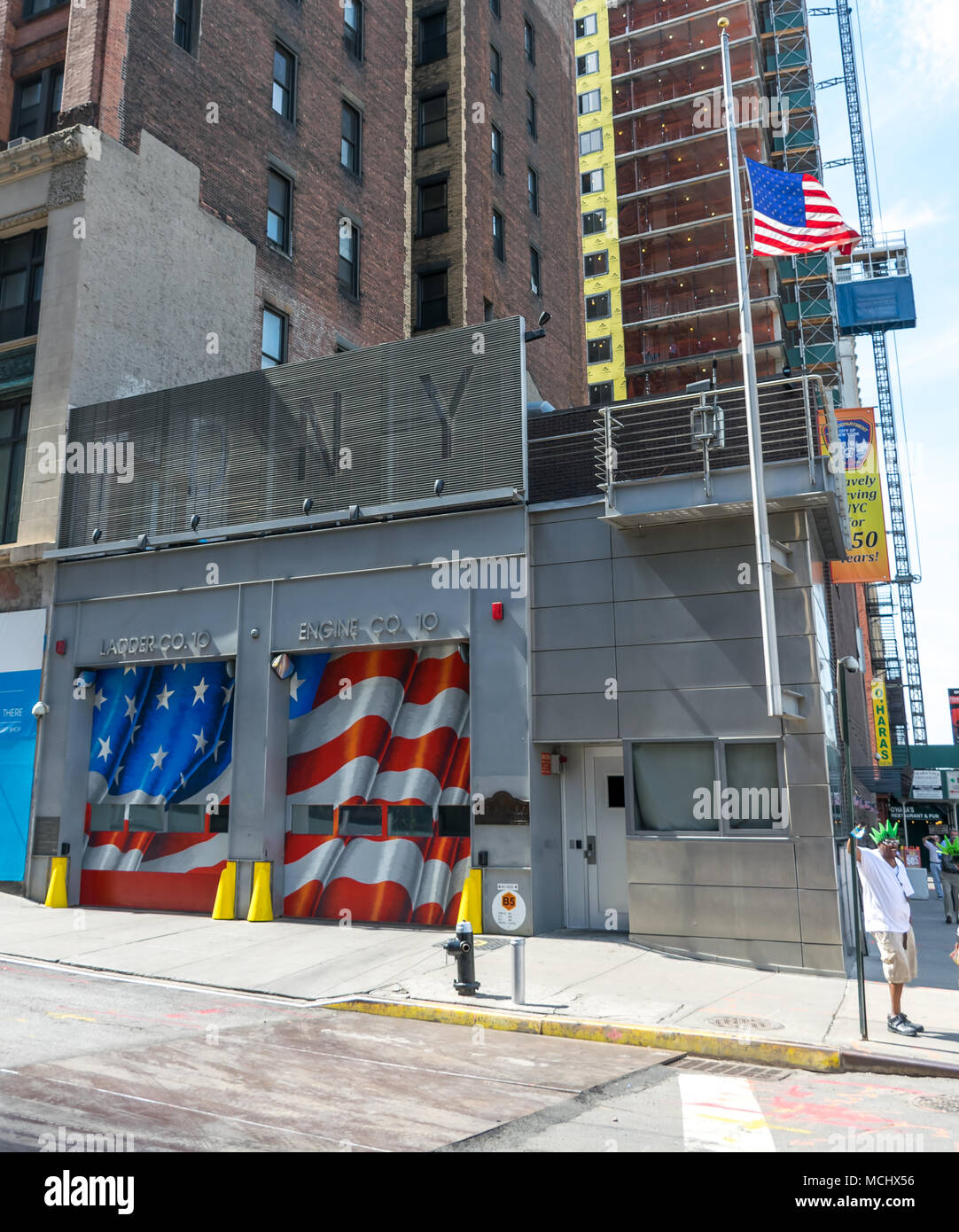 New York City Fire Department Ladder Company 10 Stock Photo Alamy