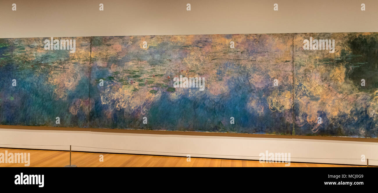 New York City MOMA - Claude Monet, Water Lilies Stock Photo - Alamy