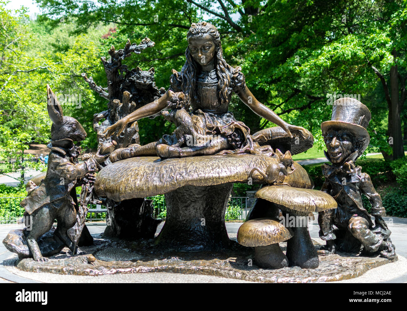 New York City Central Park Alice In Wonderland Stock Photo - Alamy