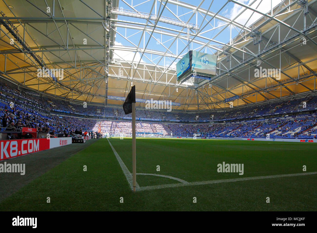 sports, football, Bundesliga, 2017/2018, FC Schalke 04 vs BVB Borussia Dortmund 2:0, Veltins Arena Gelsenkirchen, sports field, corner flag, stand, roof construction, opened roof Stock Photo