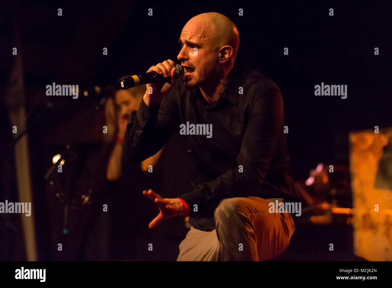 Dodo Rapper Dutch The Swiss reggae and ragas singer Dodo live in the Schüür Lucerne ...