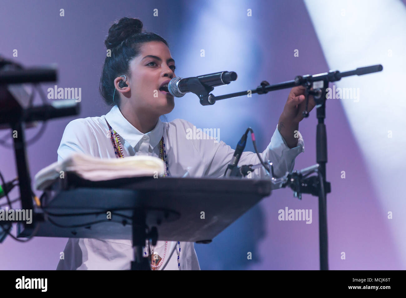 The French-Cuban music duo Ibeyi, which consists of the twin sisters Lisa-Kaindé and Naomi Díaz, will perform live at the Blue Stock Photo
