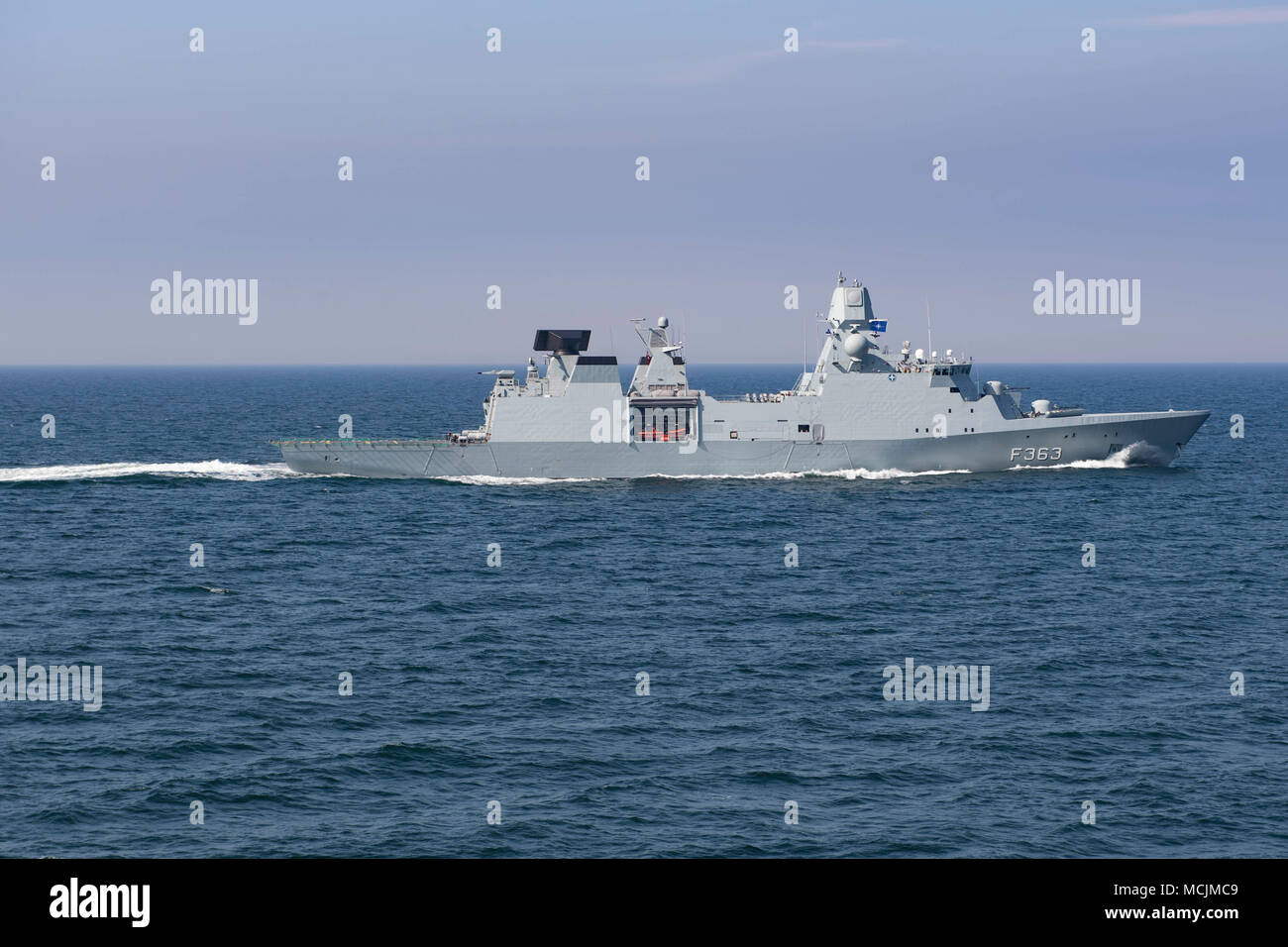 180414-N-JI086-082 DANISH STRAITS (April 14, 2018) The Danish Iver Huitfeldt-class frigate HMDS Niels Juel (F 363) transits the Danish Straits, April 14, 2018. Porter, forward-deployed to Rota, Spain, is on its fifth patrol in the U.S. 6th Fleet area of operations in support of U.S. national security interests in Europe. (U.S. Navy photo by Mass Communication Specialist 3rd Class Ford Williams/Released) Stock Photo