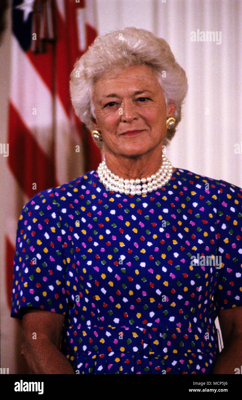 Barbara bush hi-res stock photography and images - Alamy