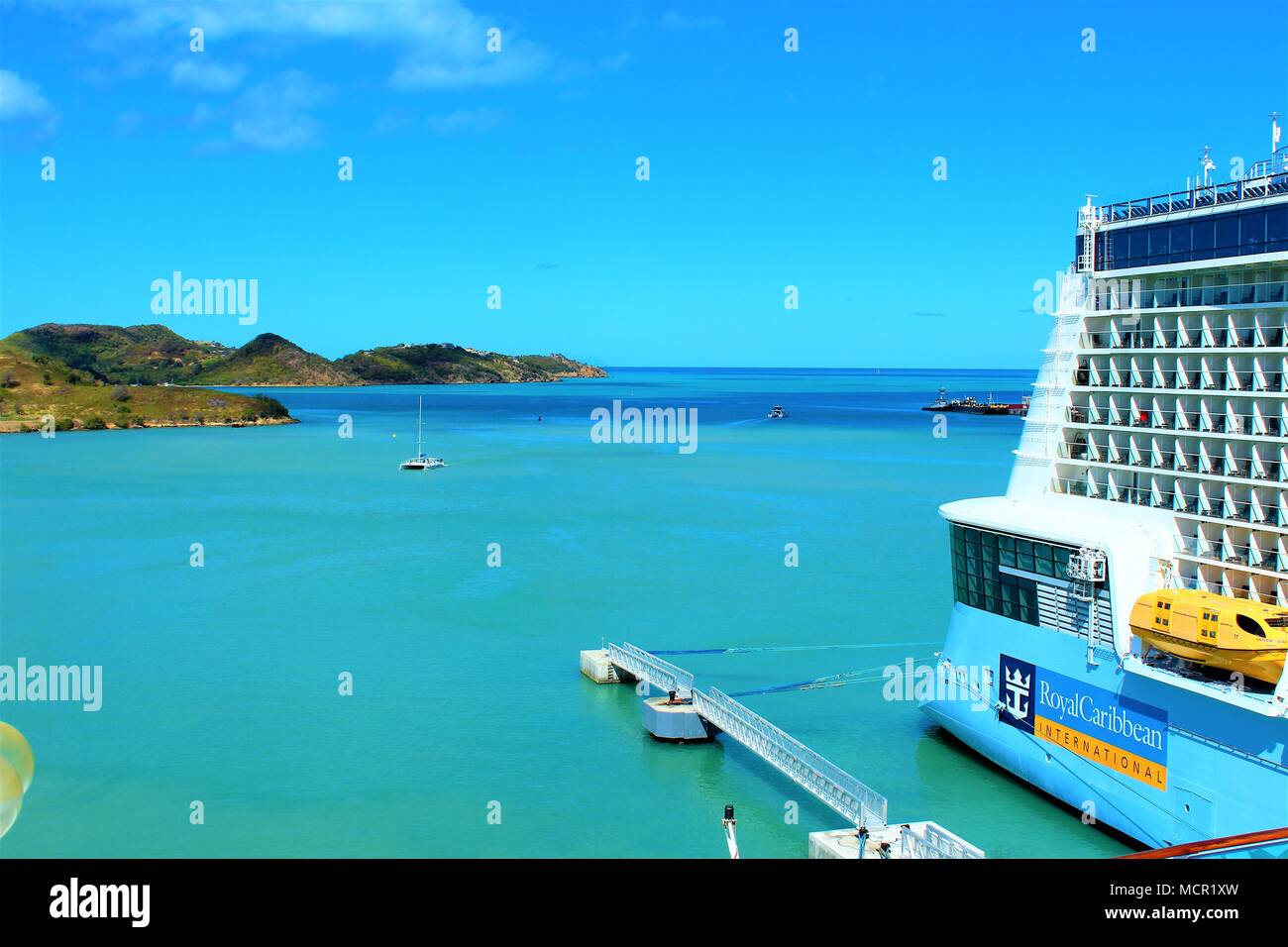 Royal caribbean cruise ship hi-res stock photography and images - Alamy