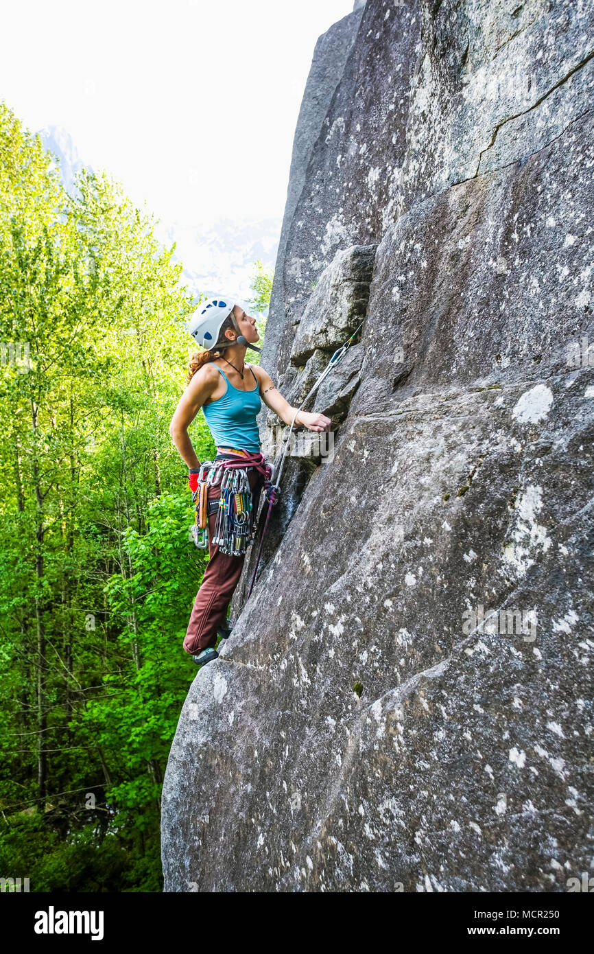Woman lead mountain climbers hires stock photography and images Alamy