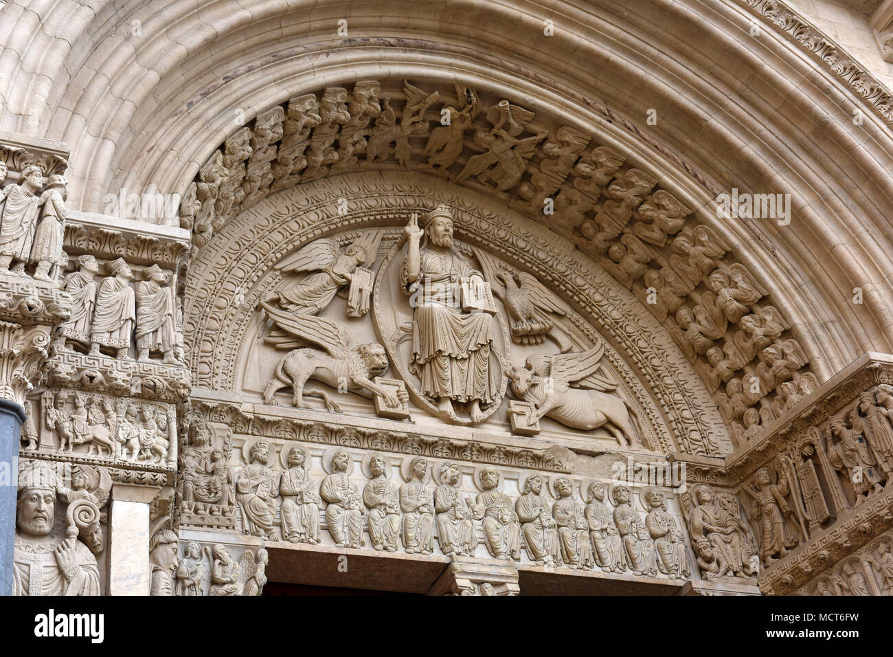 Arles France Portal entrance of CathŽdrale Saint-Trophime d'Arles  or Church of St  Trophime, Arles, France Stock Photo