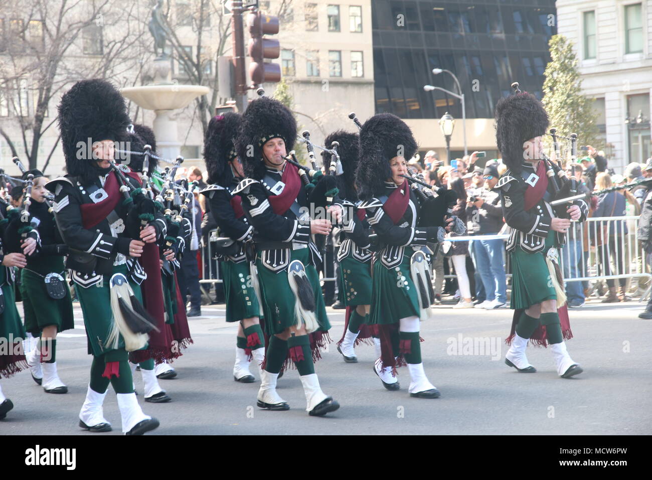 st patricks day parade 5th avenue