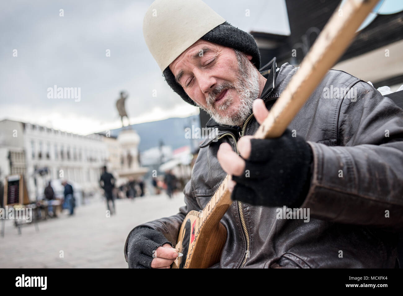 Macedonian musical instruments hires stock photography and images Alamy
