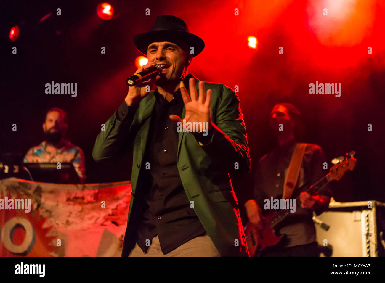 Dodo Rapper Dutch The Swiss reggae and ragas singer Dodo live in the Schüür Lucerne ...