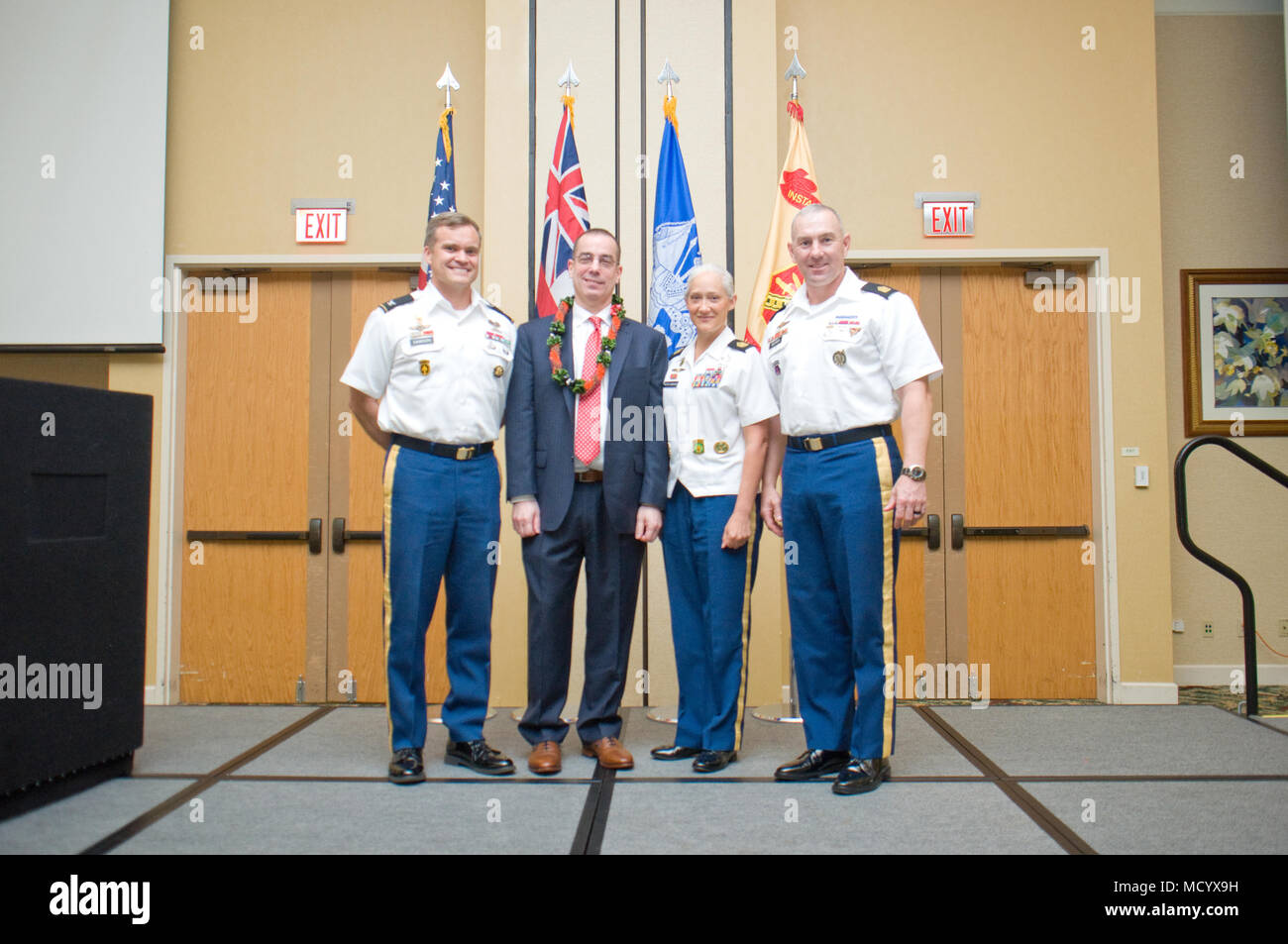 SCHOFIELD BARRACKS — From left to right Col. Stephen E. Dawson