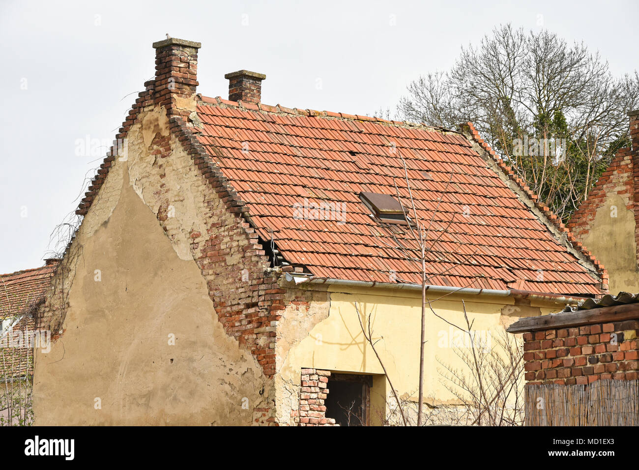 Old ruined building in the city Stock Photo - Alamy