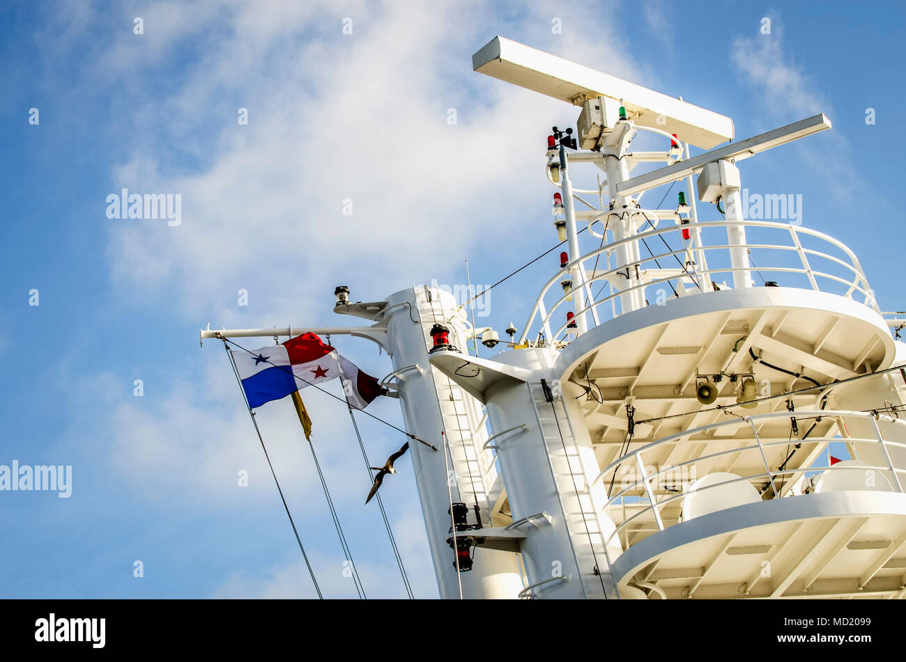 Ship radar hi-res stock photography and images - Alamy