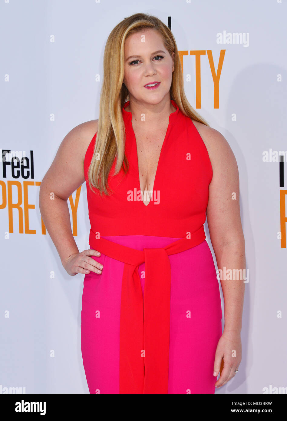 Los Angeles, USA. 17th Apr, 2018. Amy Schumer 146 arrives at the Premiere Of STX Films' 'I Feel Pretty' at Westwood Village Theatre on April 17, 2018 in Westwood, California. Credit: Tsuni / USA/Alamy Live News Stock Photo