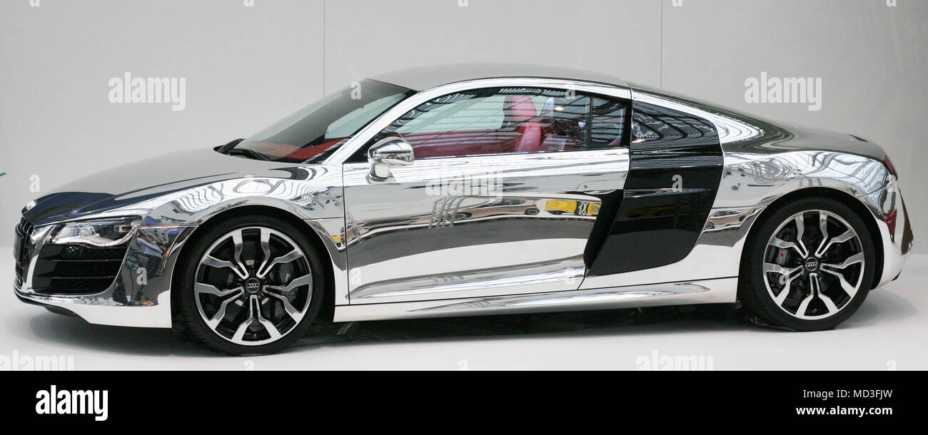 Audi r8 presentation hi-res stock photography and images - Alamy