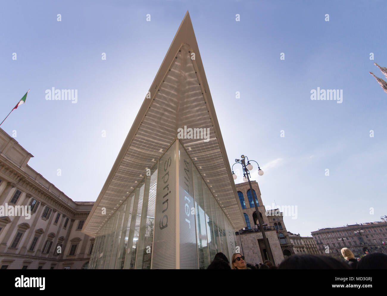 Milan, Italy. 18th April 2018. The LIVING NATURE pavilion by Carlo Ratti Architect installed in Piazza Duomo, Milan, for the 2018 Milan Design Week - Milan Furniture Fair Credit: Riccardo Bianchini/Alamy Live News Stock Photo