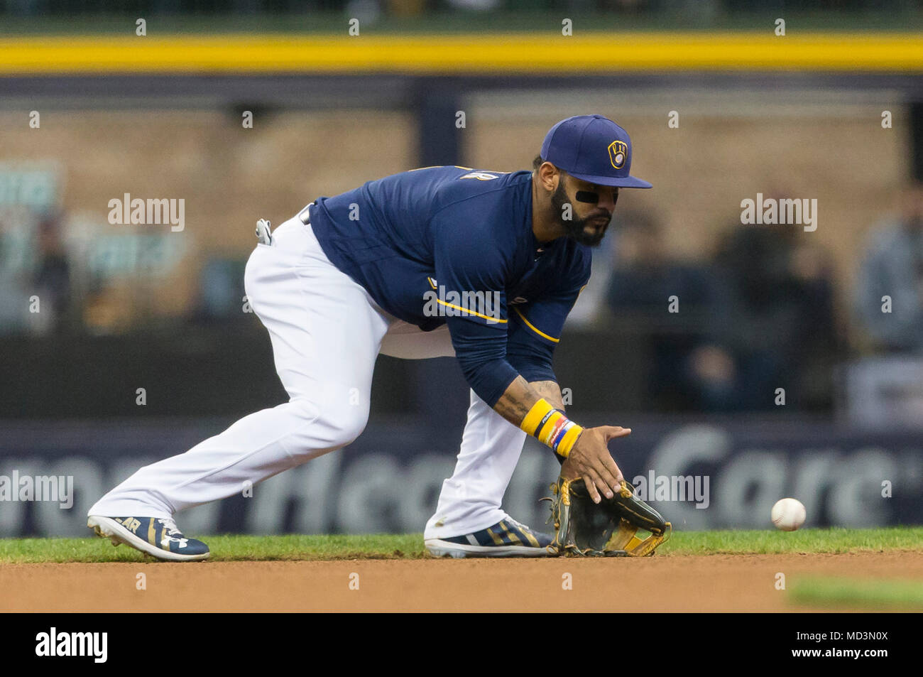 August 21, 2018: Milwaukee Brewers shortstop Orlando Arcia #3 during the  Major League Baseball game between the Milwaukee Brewers and the Cincinnati  Reds at Miller Park in Milwaukee, WI. John Fisher/CSM Stock