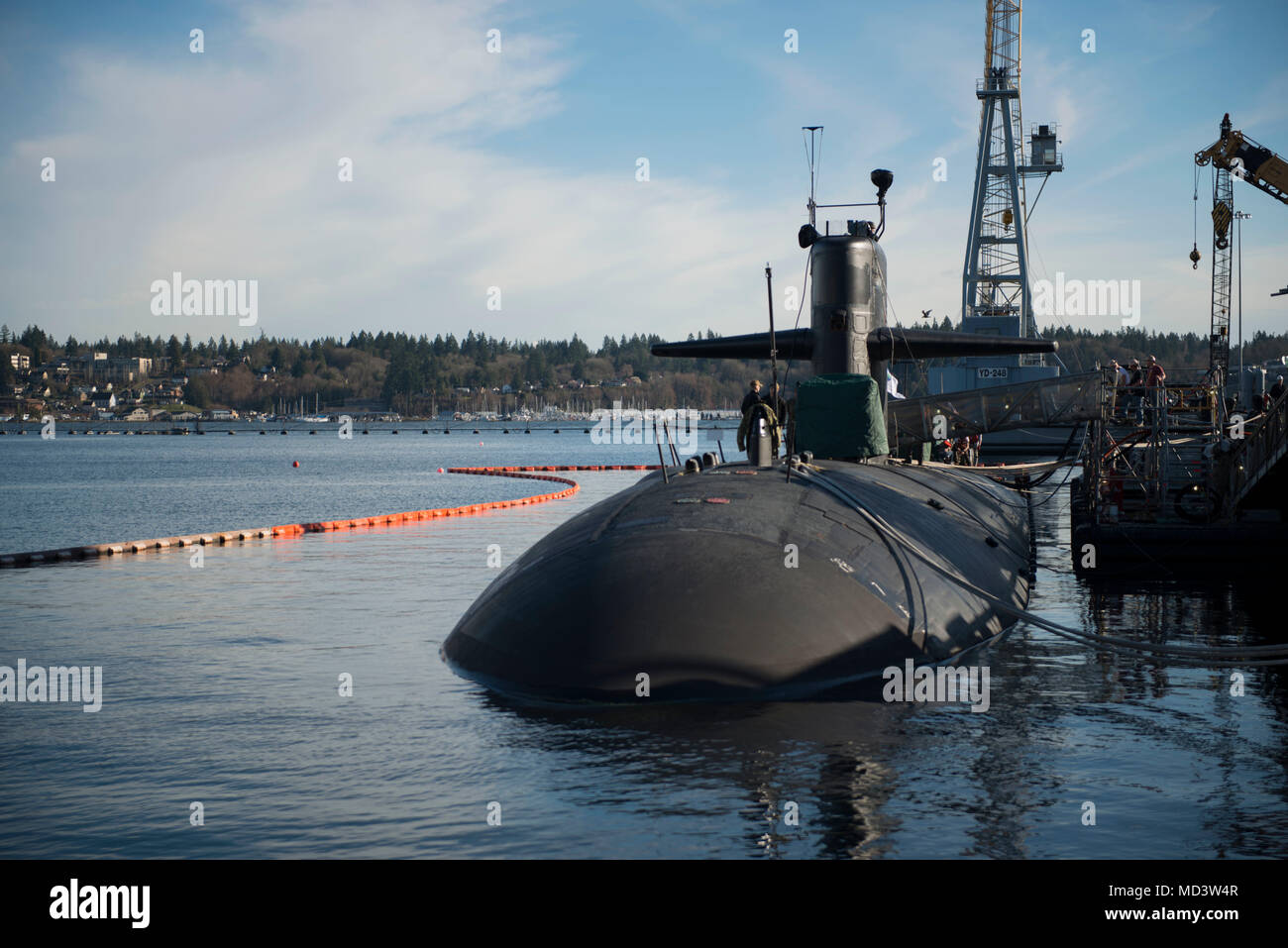 The Los Angeles-class fast-attack submarine USS Olympia (SSN 717 ...