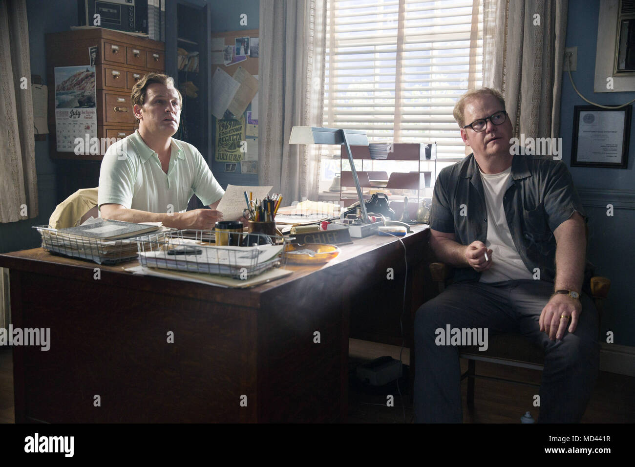 CHAPPAQUIDDICK, from left, Jason Clarke as Edward Kennedy, Jim Gaffigan, 2017. ph Claire Folger