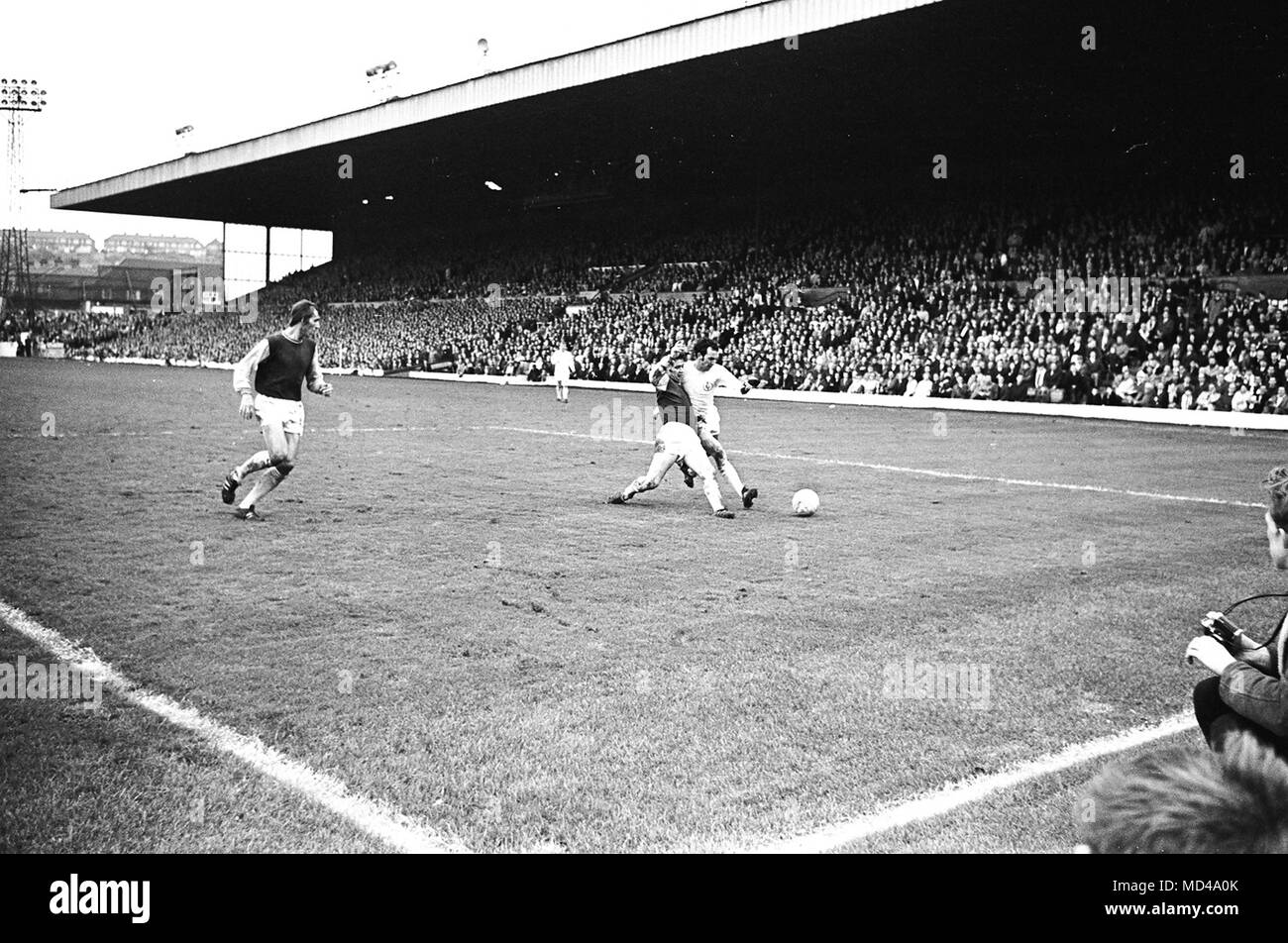 Leeds v West Ham oct 1968 Stock Photo Alamy