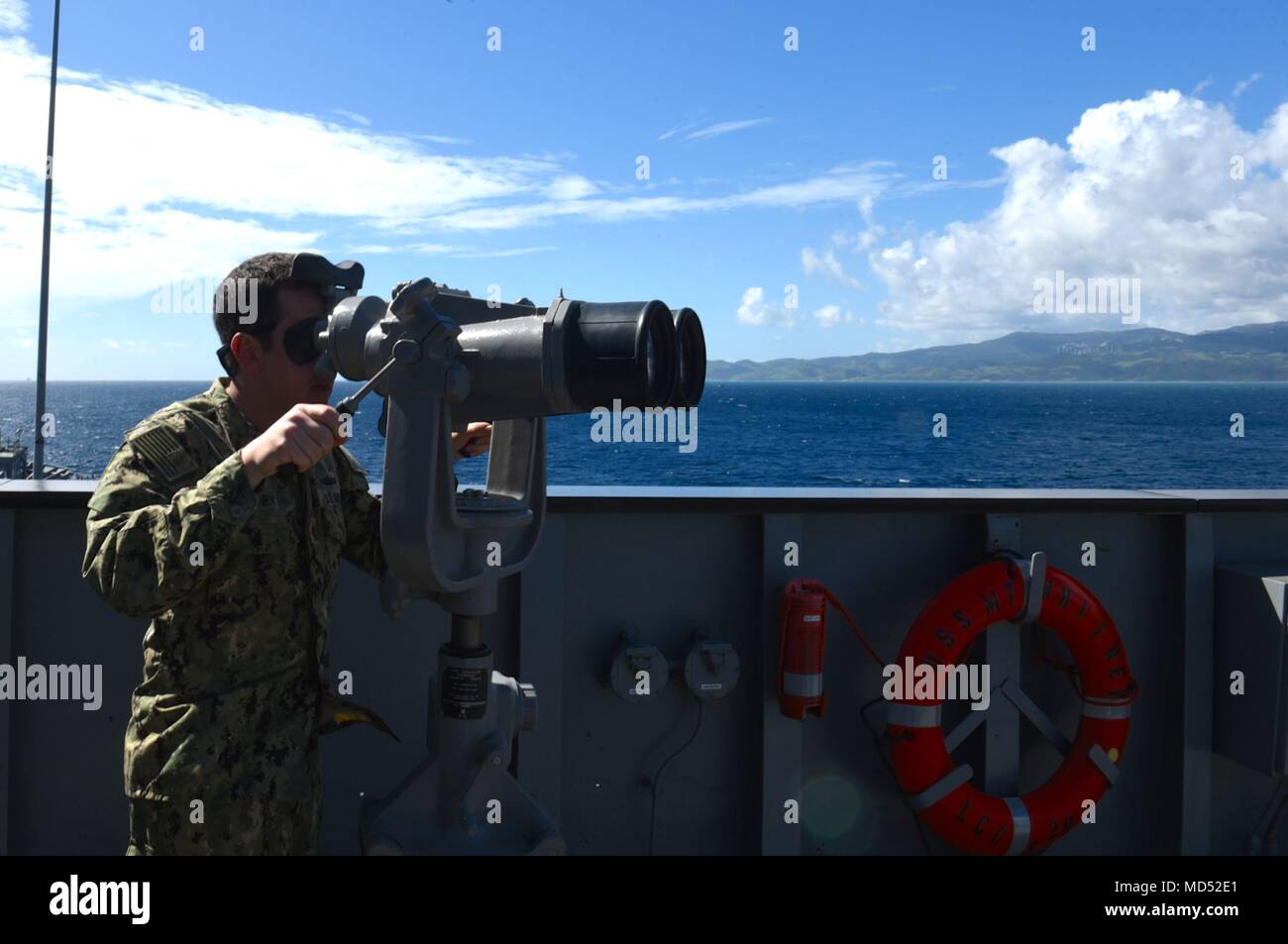 ship binoculars