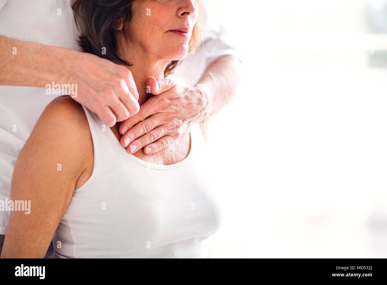 Chest physiotherapy hi-res stock photography and images - Alamy