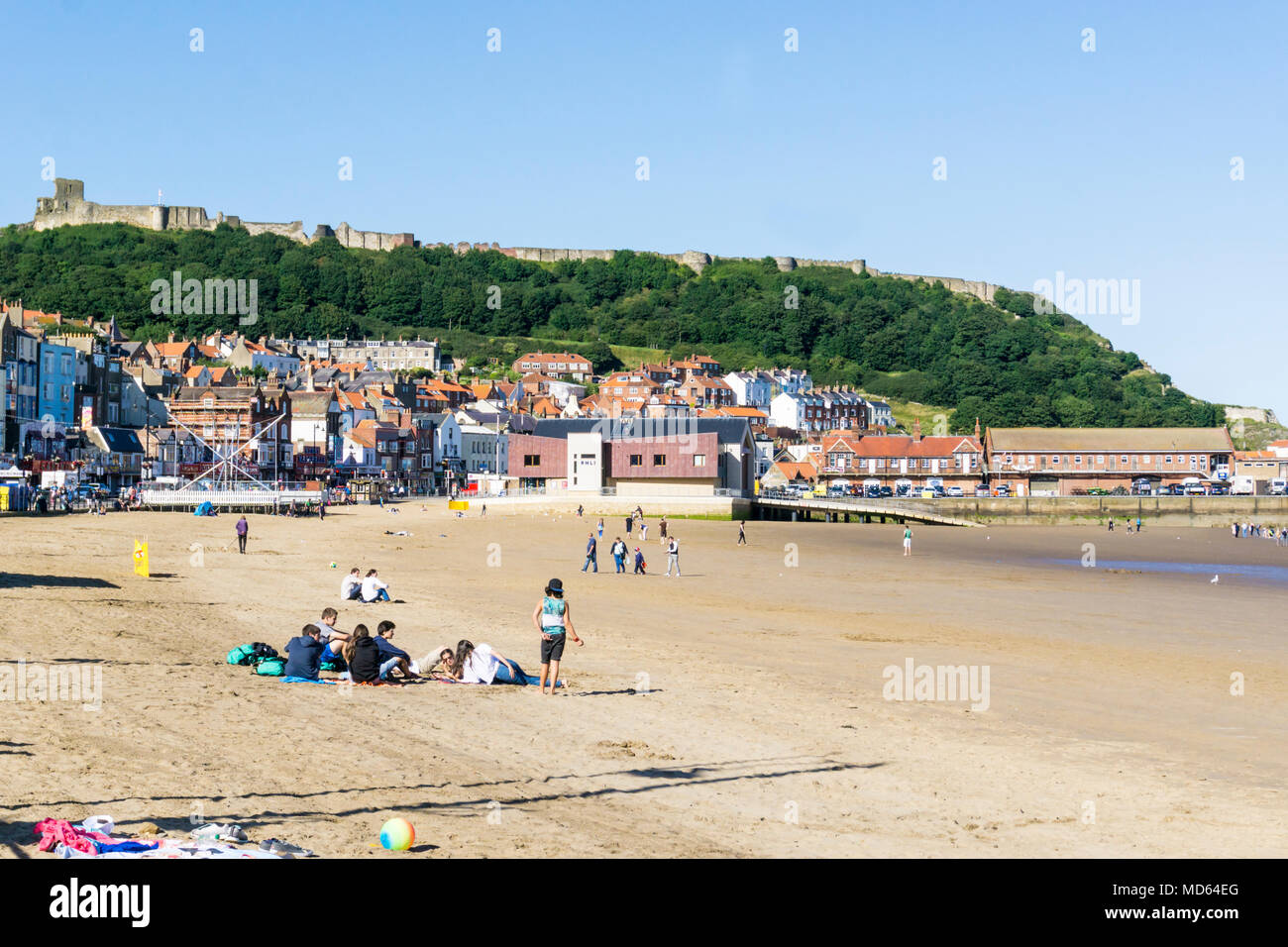 Scarborough beach and castle, North Yorkshire. Stock Photo