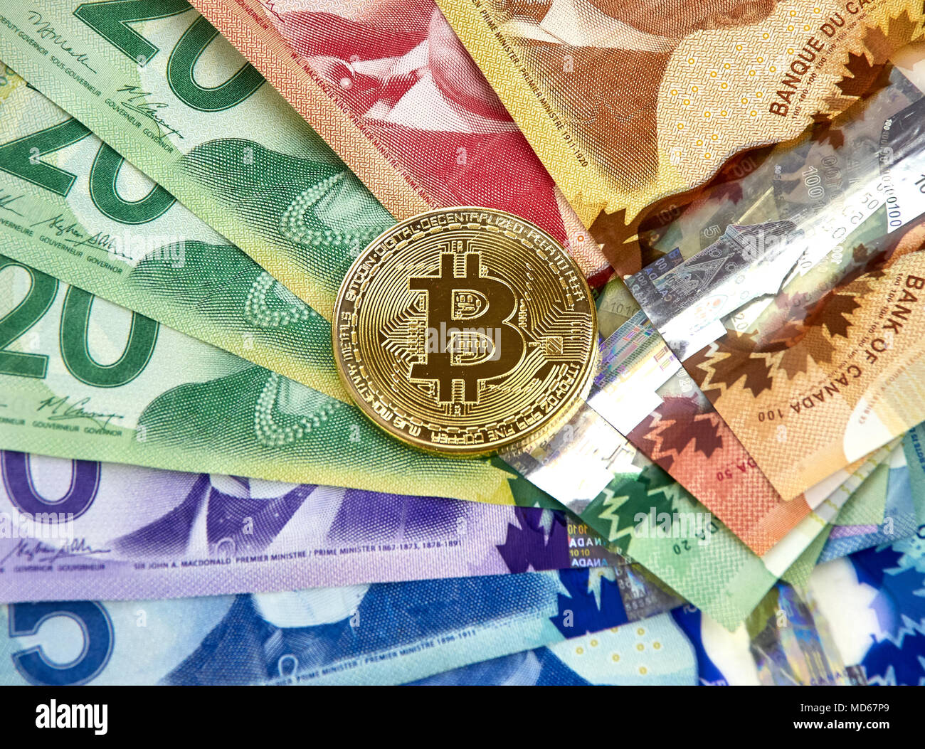 Canada cash payment hi-res stock photography and images - Page 5 - Alamy