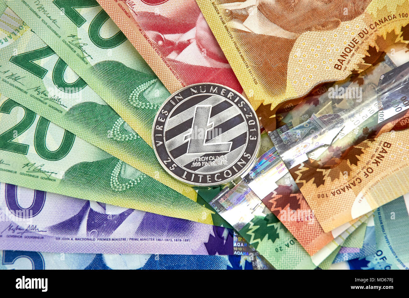 Canada dollar money green hi-res stock photography and images - Page 4 -  Alamy