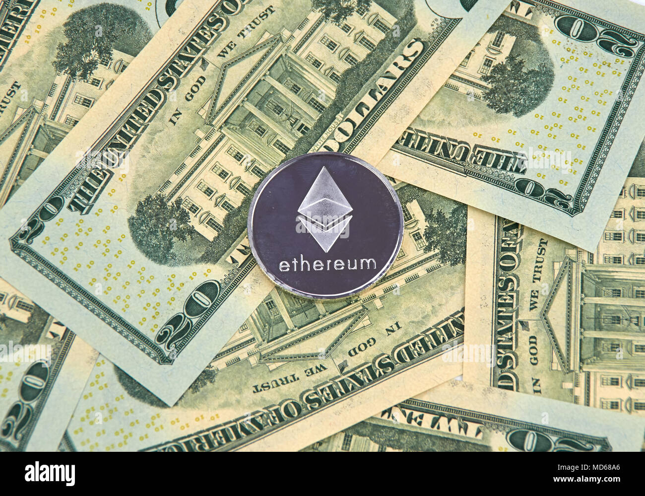 Canada money bill hi-res stock photography and images - Page 17 - Alamy