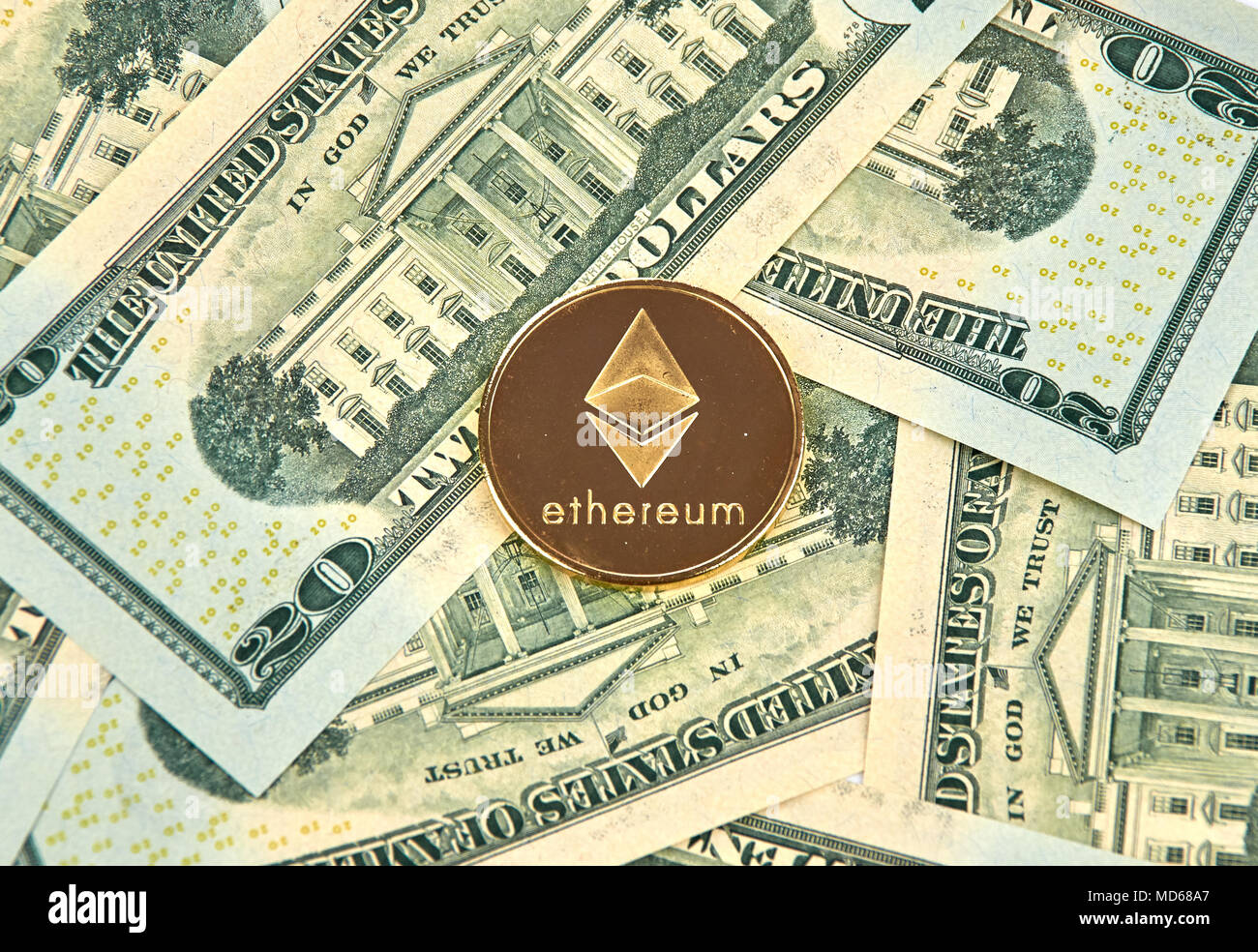 Gold dollar coin logo hi-res stock photography and images - Alamy