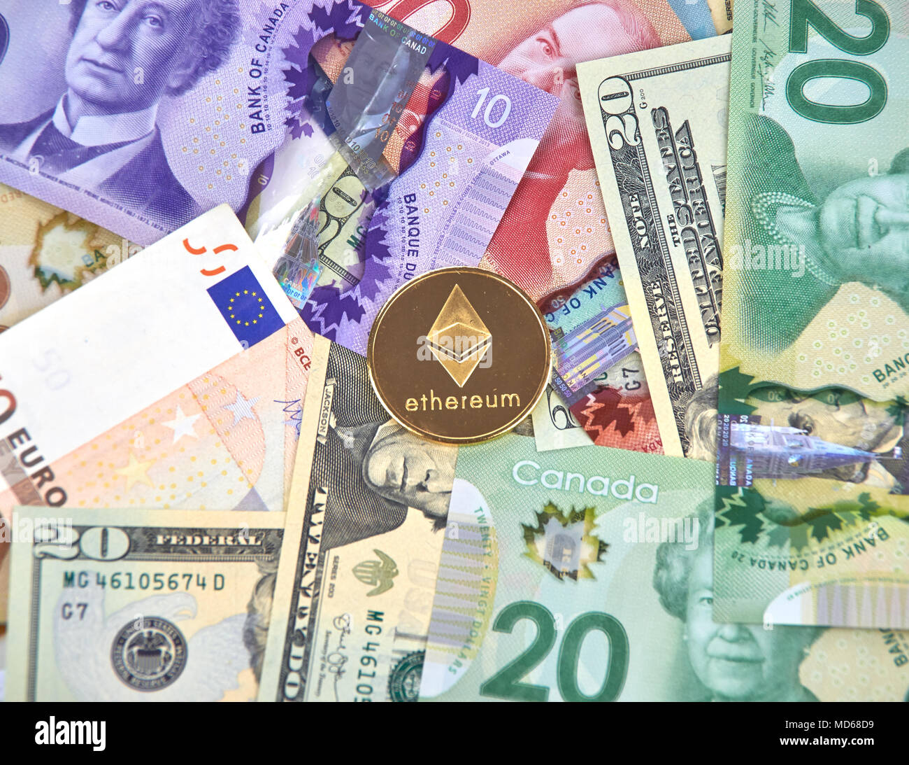 Canadian dollar notes hi-res stock photography and images - Page 3 - Alamy
