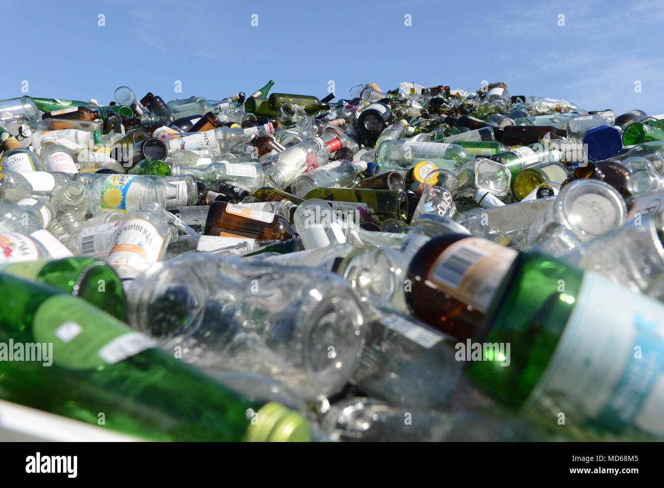 Glass recycling factory in Shetland that breaks down used bottles and jars for use in concrete slabs and sand blasting Stock Photo