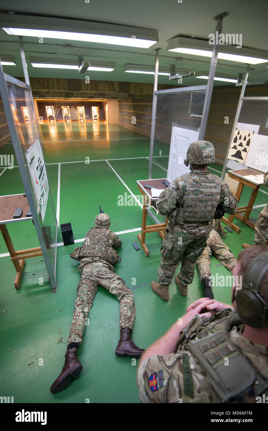 Us army soldiers of bravo company hi-res stock photography and images ...