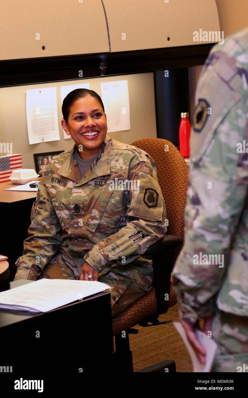 1st sgt lorraine smith hi-res stock photography and images - Alamy