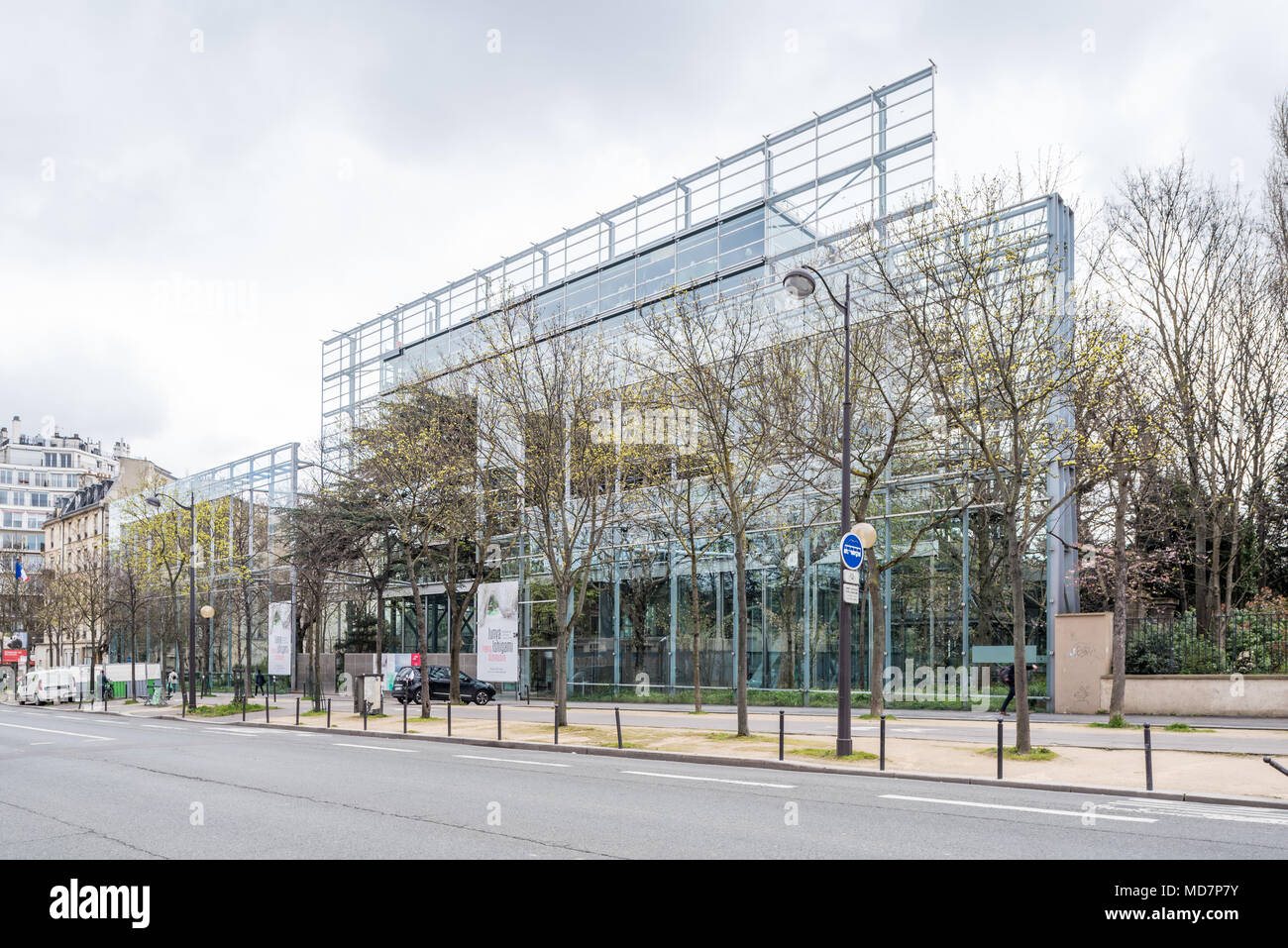 Fondation Cartier Jean Nouvel _ Current exhibition – HKVZU