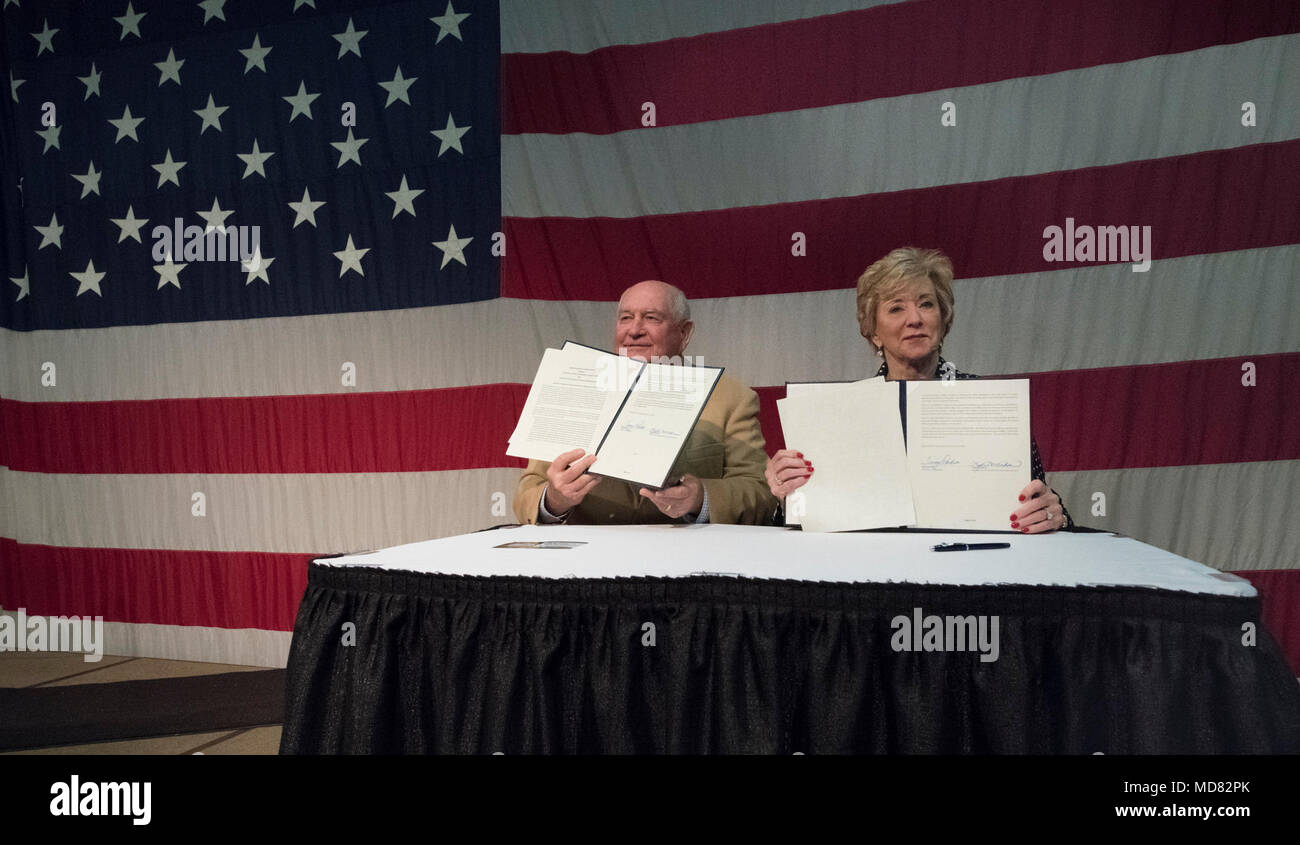 U.S. Secretary of Agriculture Sonny Perdue and Small Business Administration (SBA) Administrator Linda McMahon, take part in a working lunch and conversation with the Lima Chamber of Commerce, and Ohio Farm Bureau, in Lima, OH, on April 4, 2018. This is part of the Third &quot;Back to our Roots&quot; RV tour.  âAs always, our âBack to our Rootsâ RV tour is an opportunity to get out of Washington, D.C. to hear directly from the American people in the agriculture community,â Secretary Perdue said. âWhile Congress continues its work on the Farm Bill, rural prosperity, and many other agriculture p Stock Photo