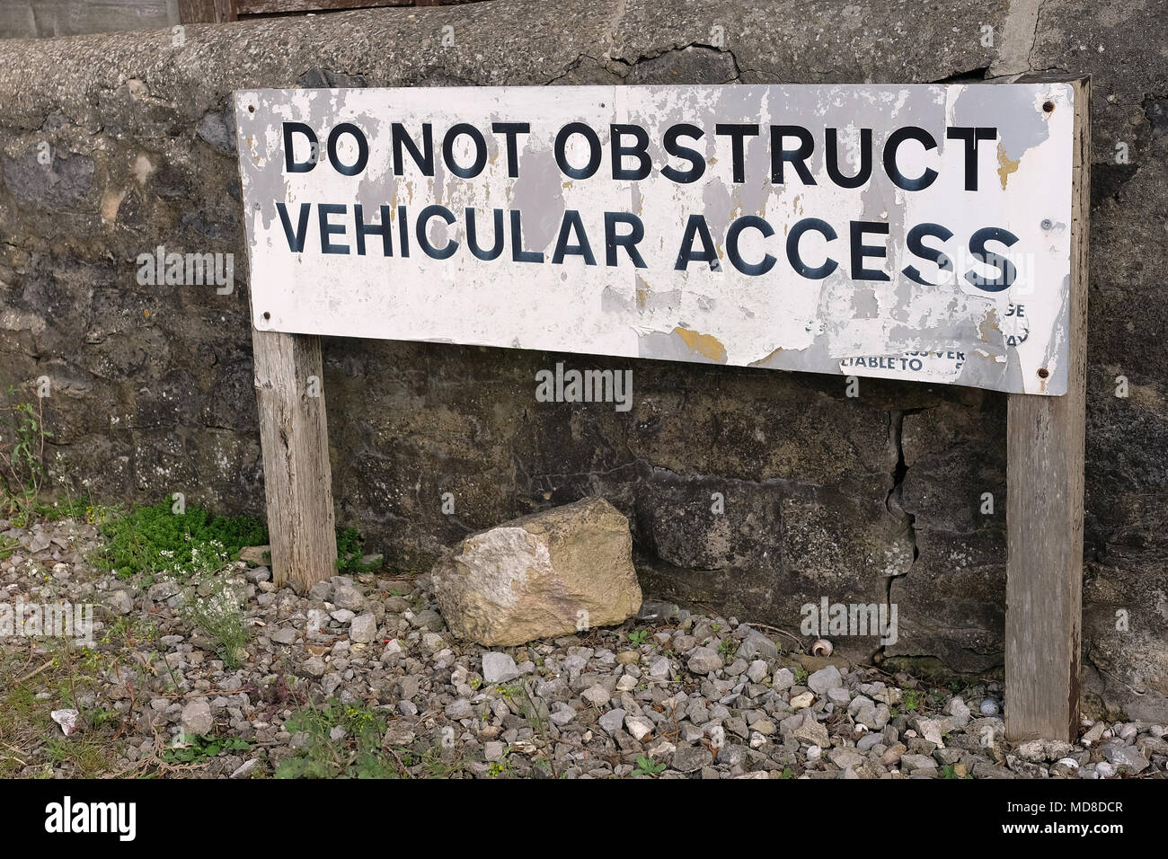 April 2014 - Public sign  - Do not obstruct vehicular access in Portishead, North Somerset. Stock Photo