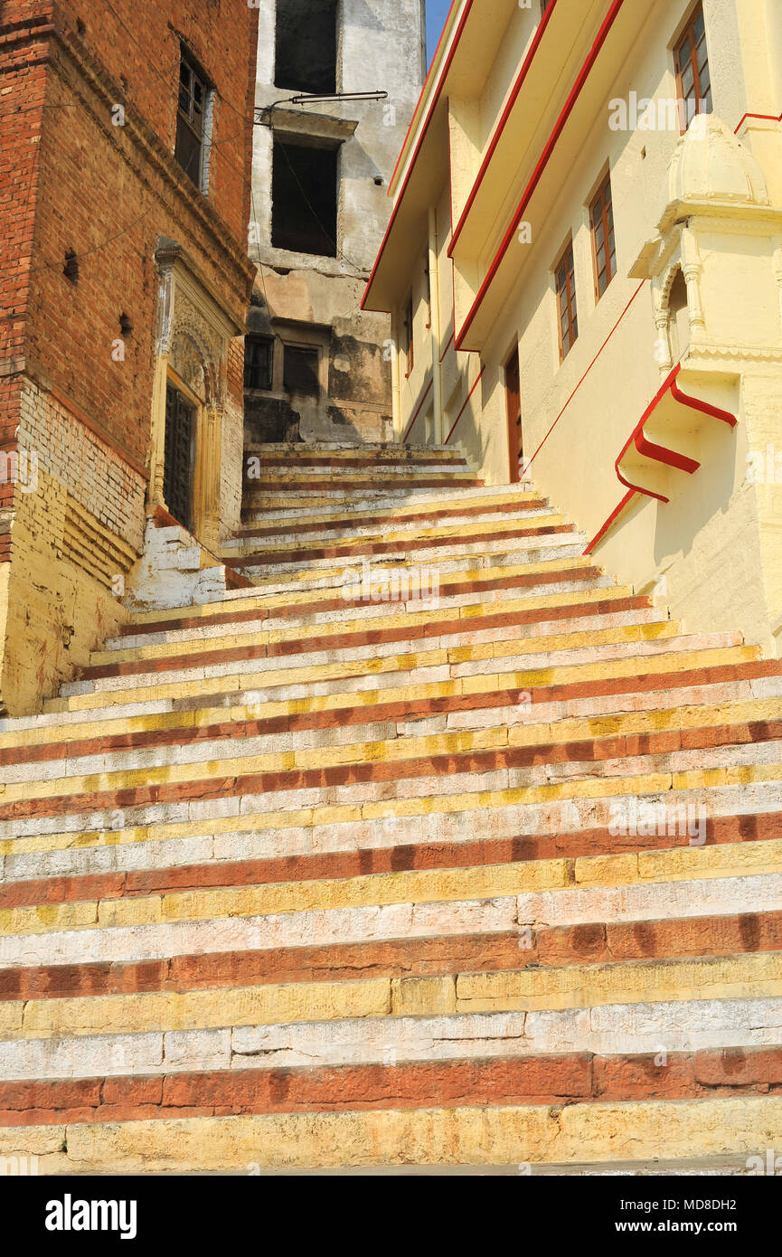 Steep Stairs Ascend From Sheetla Ghats In Varanasi Stock Photo Alamy