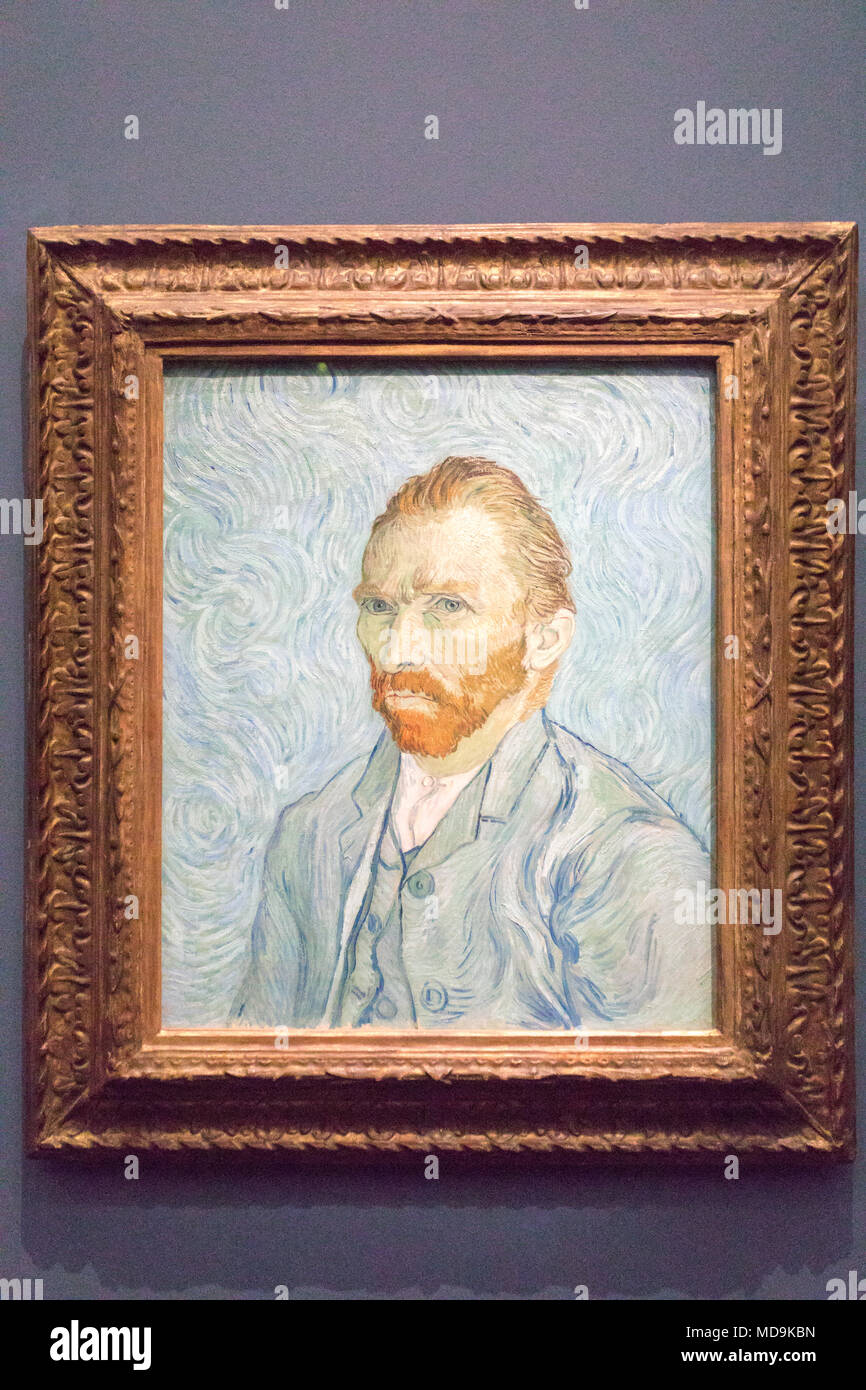 Paris, France. Feb 2018. Musee du Louvre, Louvre Museum. Musee D'Orsay.  Tour Eiffel. Arc de Triomphe. Van Gogh. Gioconda. Art and culture Stock  Photo - Alamy