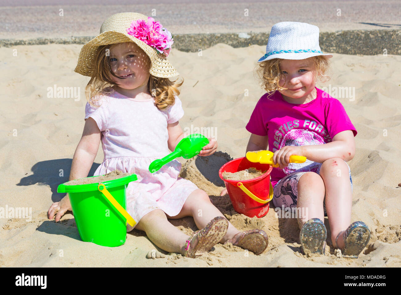 clear sand buckets