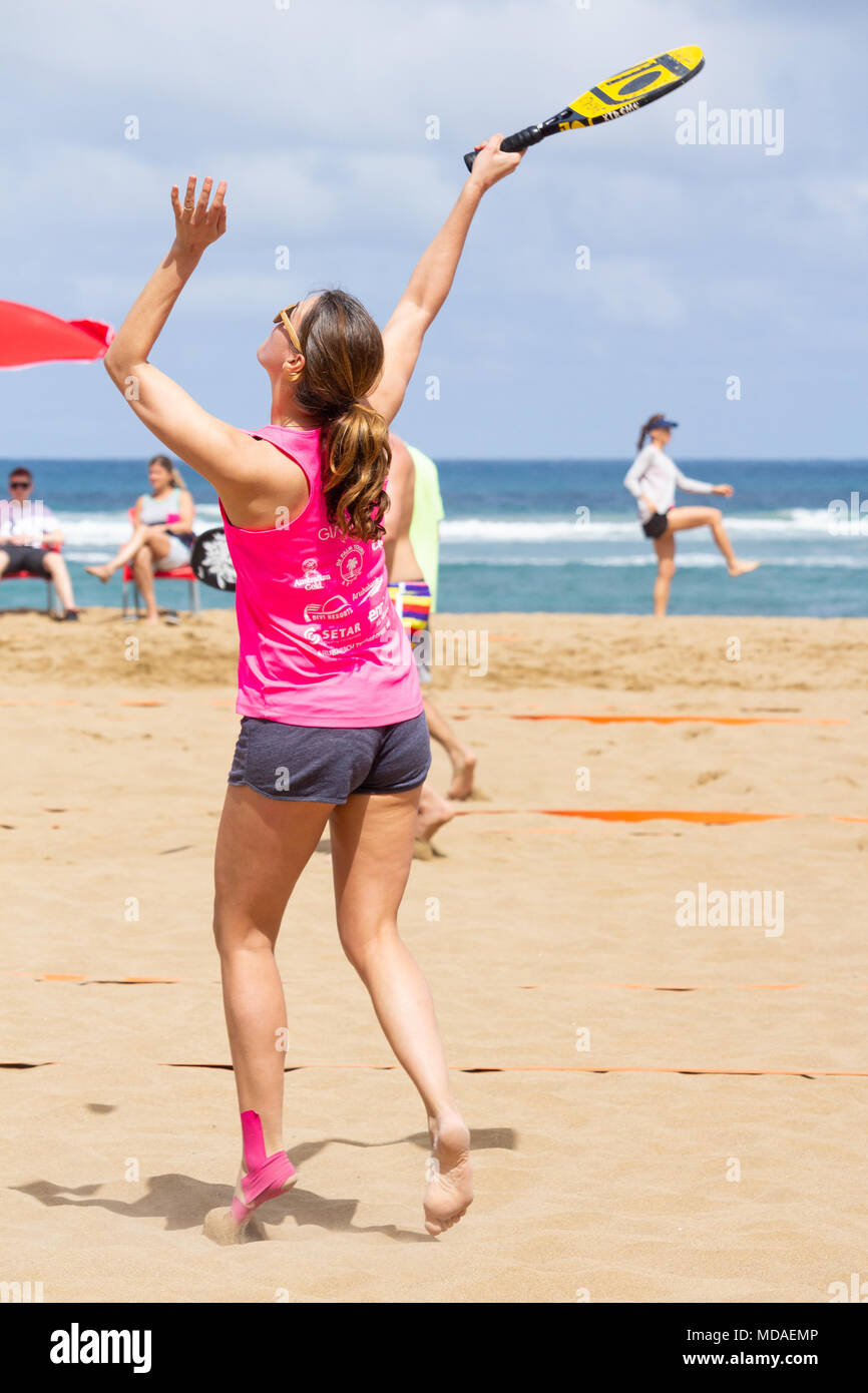 Las Palmas, Gran Canaria, Canary Islands, Spain. 19th April, 2018. With  15,000 Euros prize money at stake, the world`s top ranked beach tennis  players gather on the city beach in Las Palmas