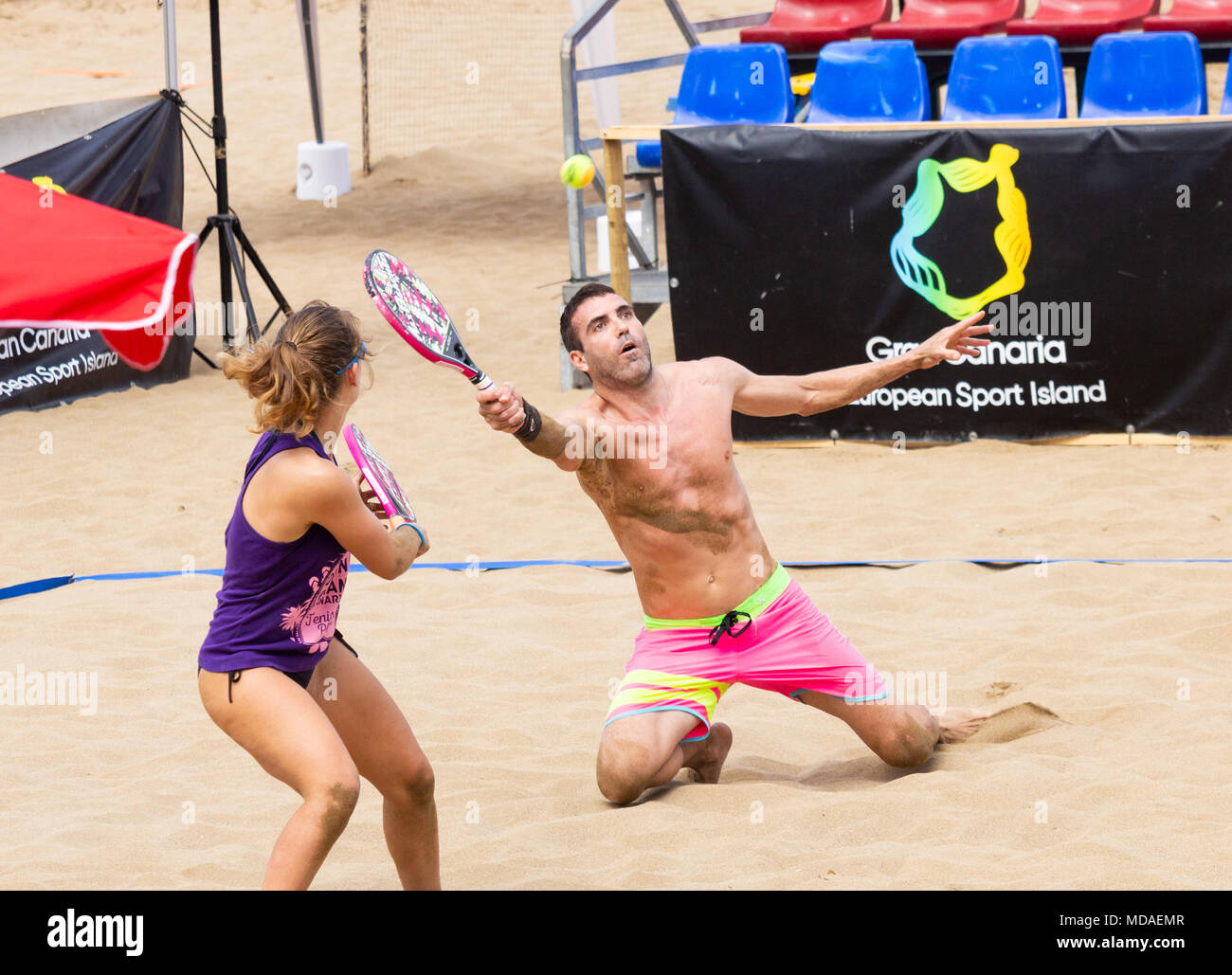Las Palmas, Gran Canaria, Canary Islands, Spain. 19th April, 2018. With  15,000 Euros prize money at stake, the world`s top ranked beach tennis  players gather on the city beach in Las Palmas