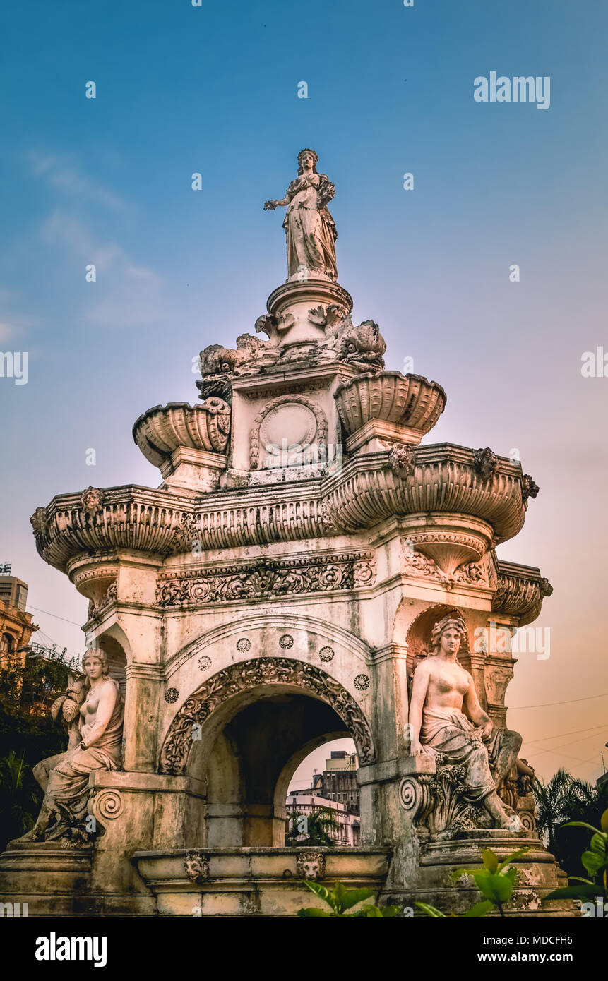 Statue flora fountain mumbai hi-res stock photography and images - Alamy