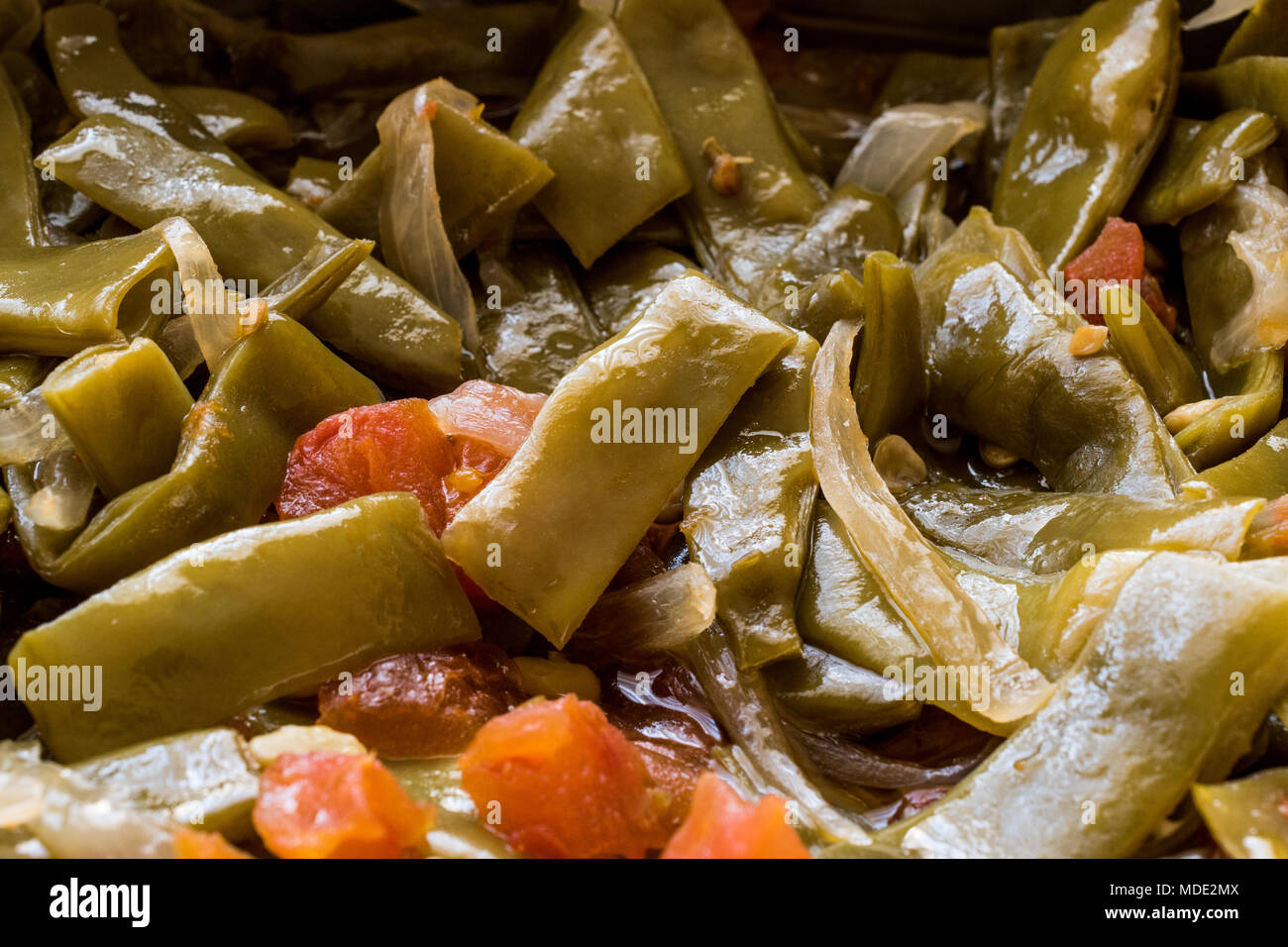 Turkish Green Beans with olive oil / Zeytinyagli Fasulye. Traditional Food Stock Photo Alamy