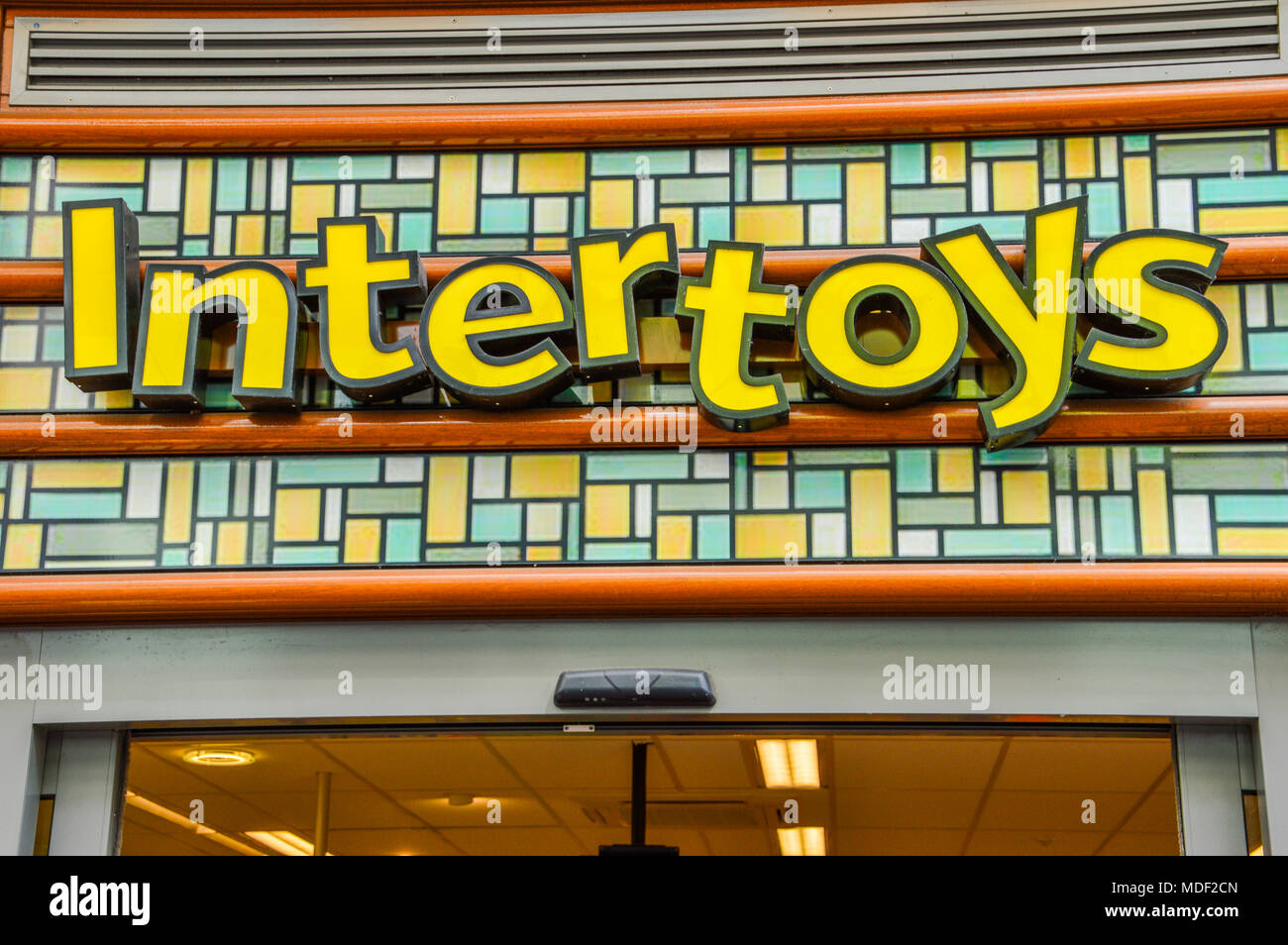 Toy store sign hi-res stock photography and images - Page 10 - Alamy