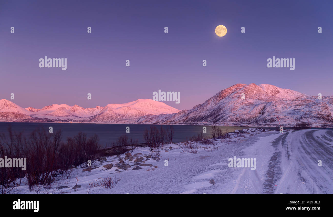 Norwegian full moon hires stock photography and images Alamy