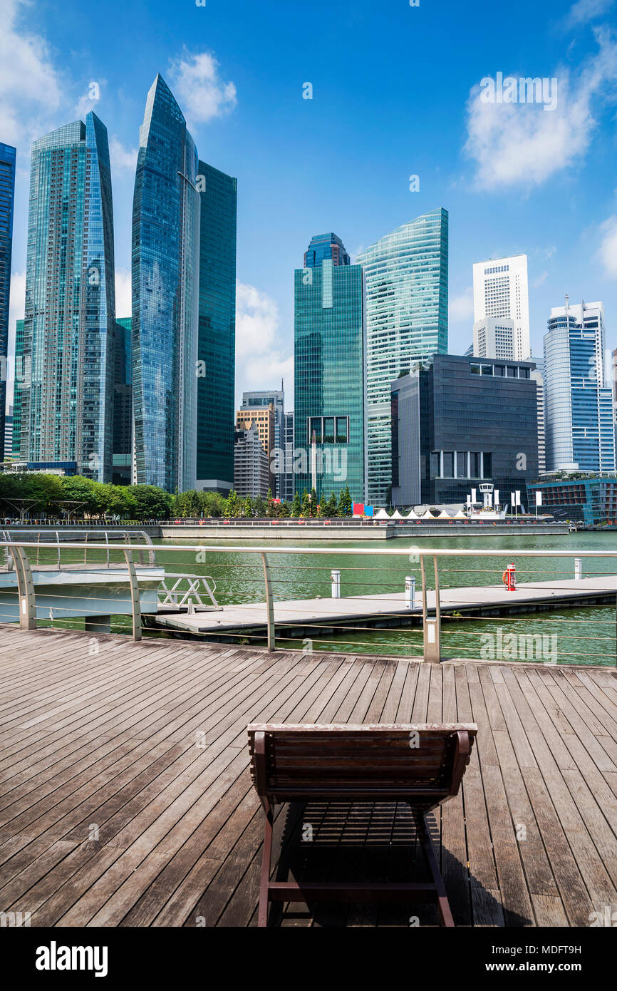 City skyline and bayfront walk, Singapore Stock Photo - Alamy