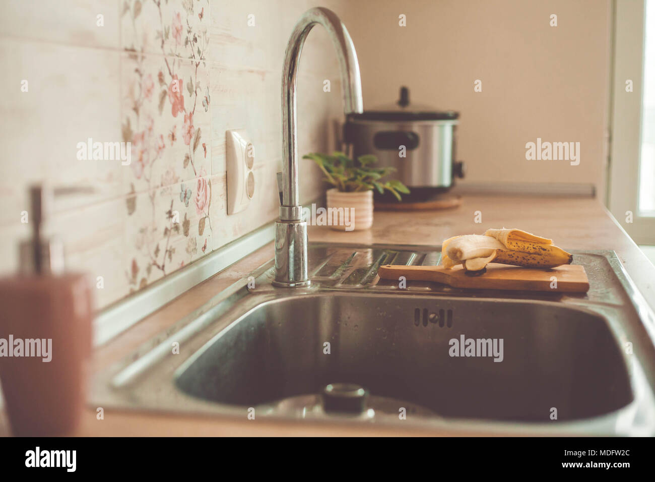 sink chopping board